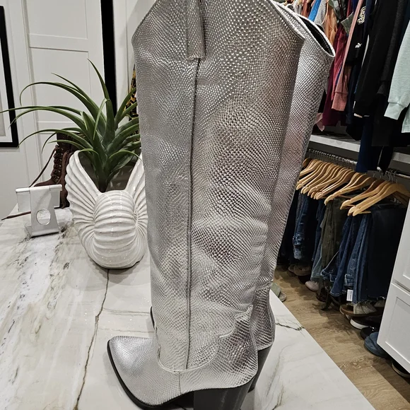 Steve Madden Austyn Silver Snake Heeled Boots - Picture 2 of 5